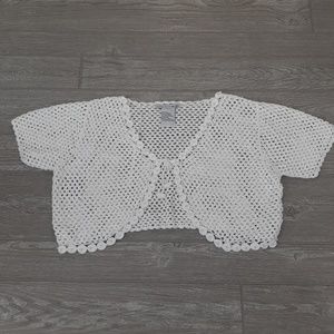 3/$20 Madison Leigh white cardigan shrug size L